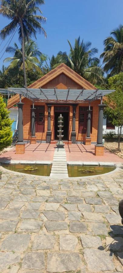 Cure Monastery Bed & Breakfast Maraiyur Ngoại thất bức ảnh